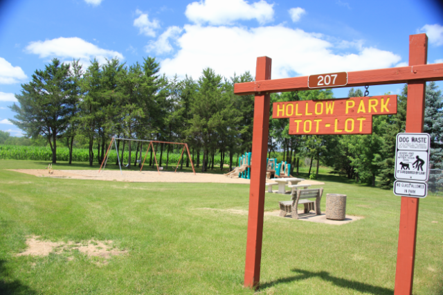 Hollow Park Entrance